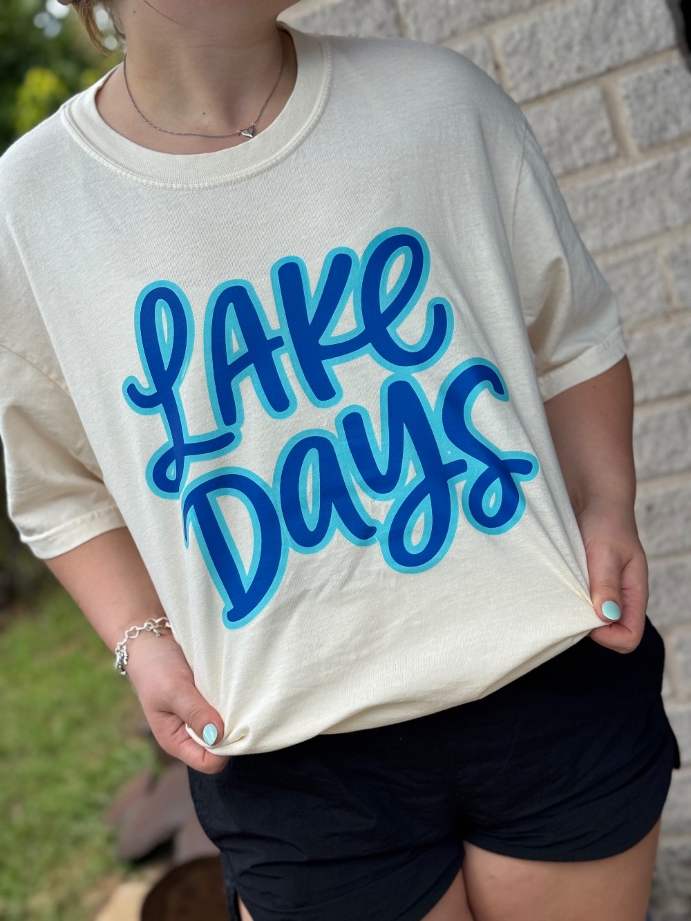 Lake Days Ivory CC T-shirt