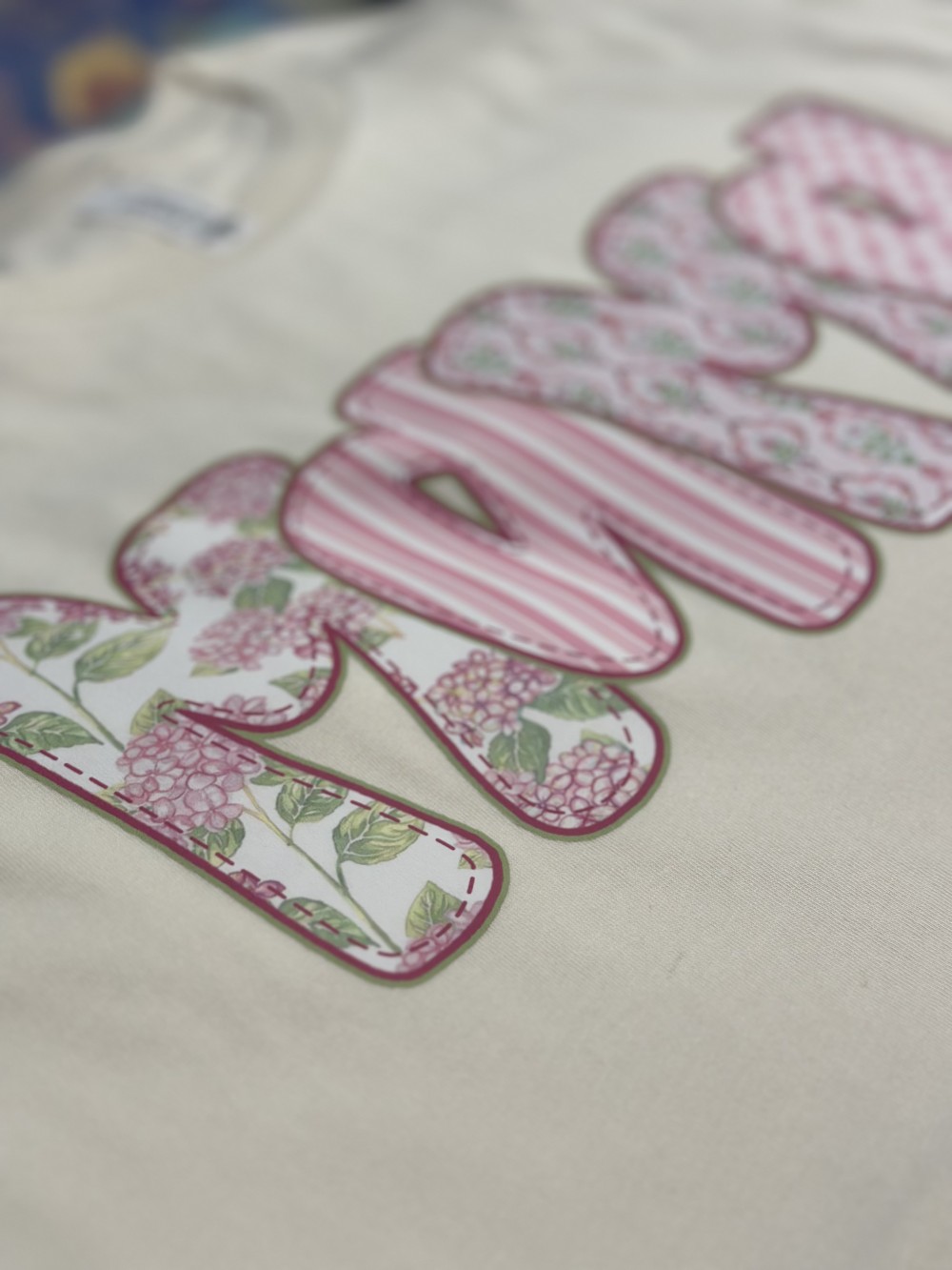 Mama Pink Floral Chic Natural T-Shirt