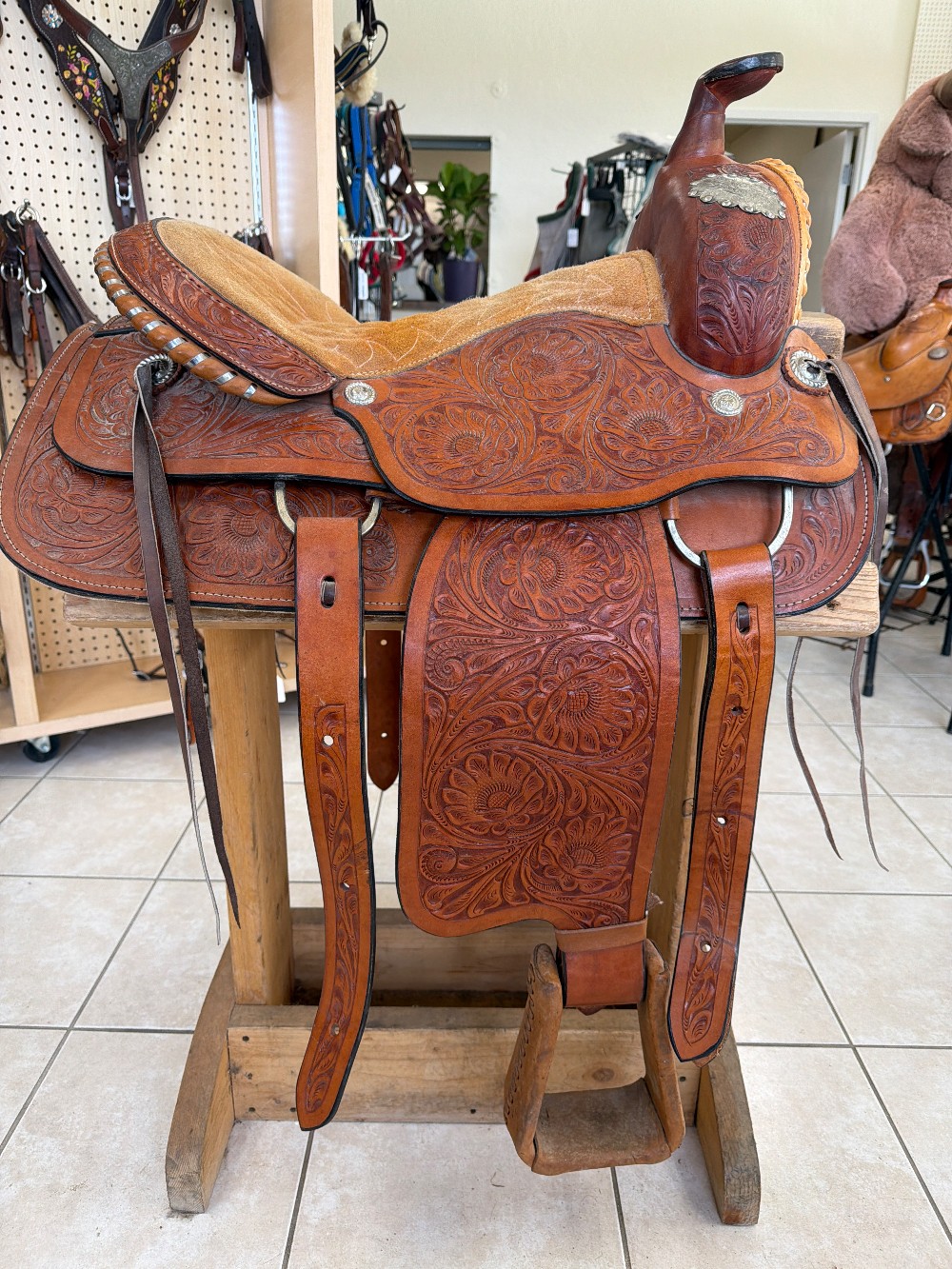 Western Saddles
