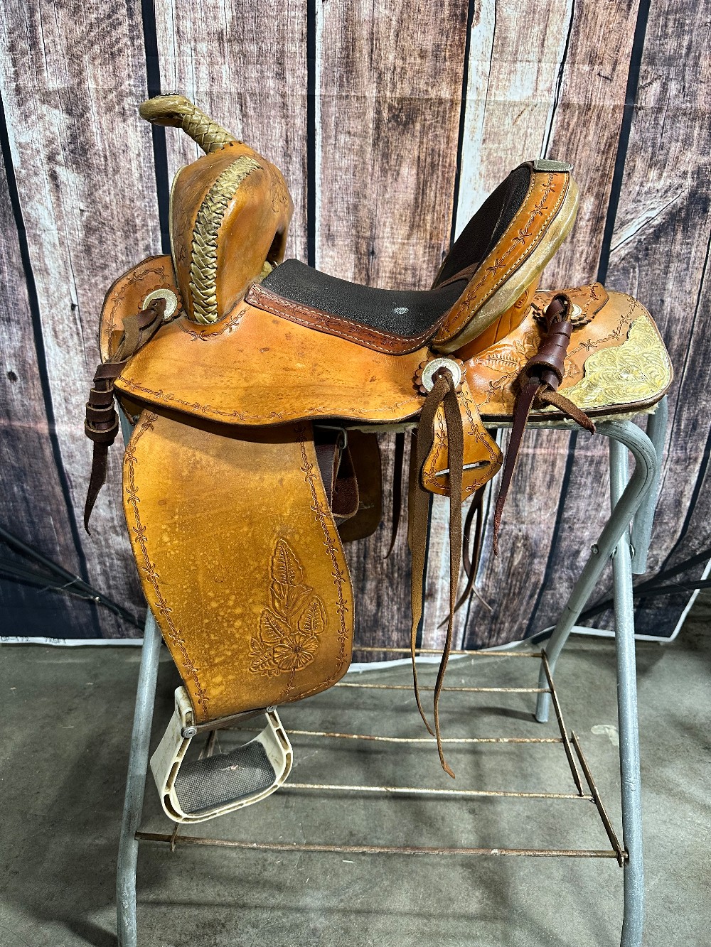 Western Saddles
