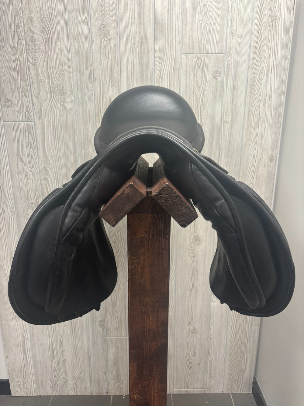 Black Country All Purpose Saddle 18