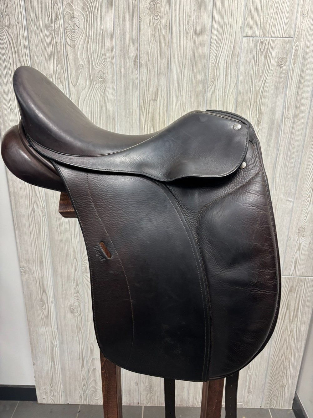 Regal Dressage Saddle 16