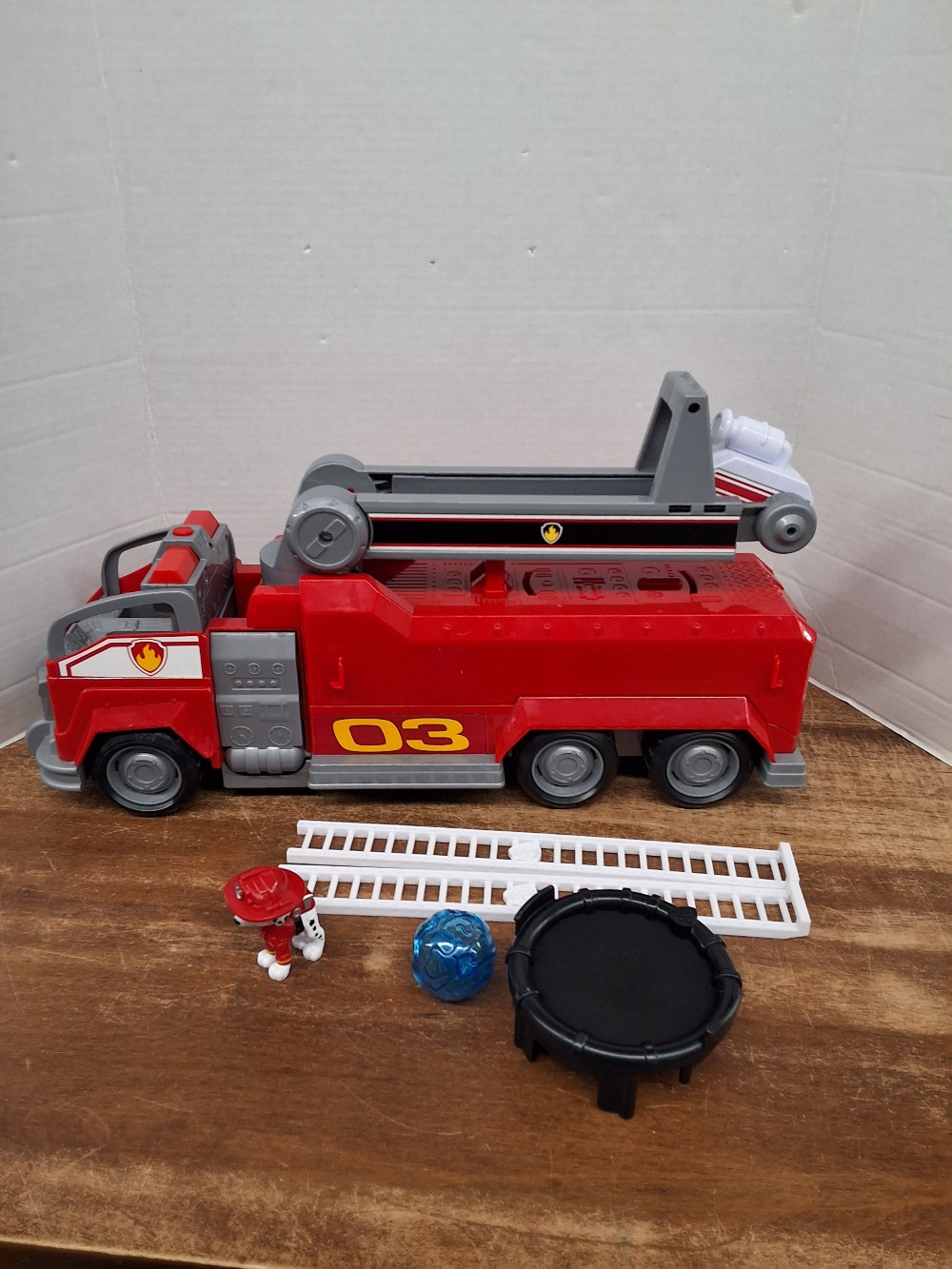 Marshall's transforming fire truck