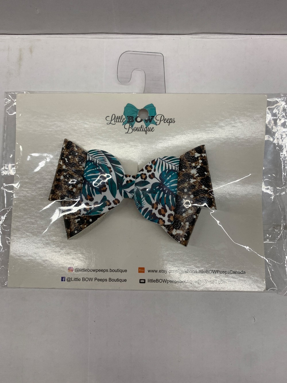 Cheetah Print Tropical Leaves Bow Hairclip