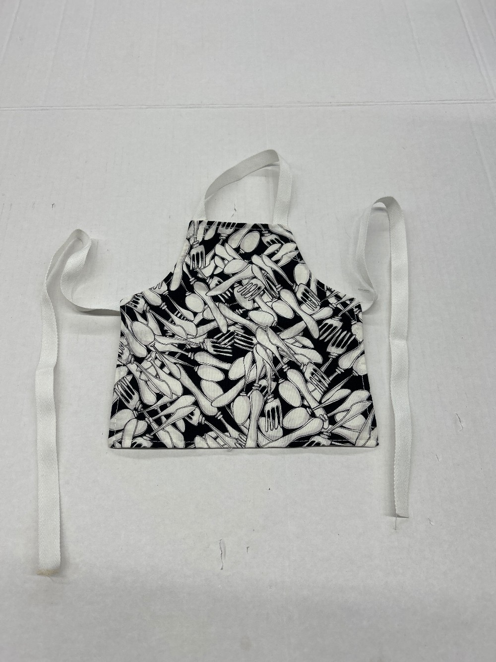 Doll Apron