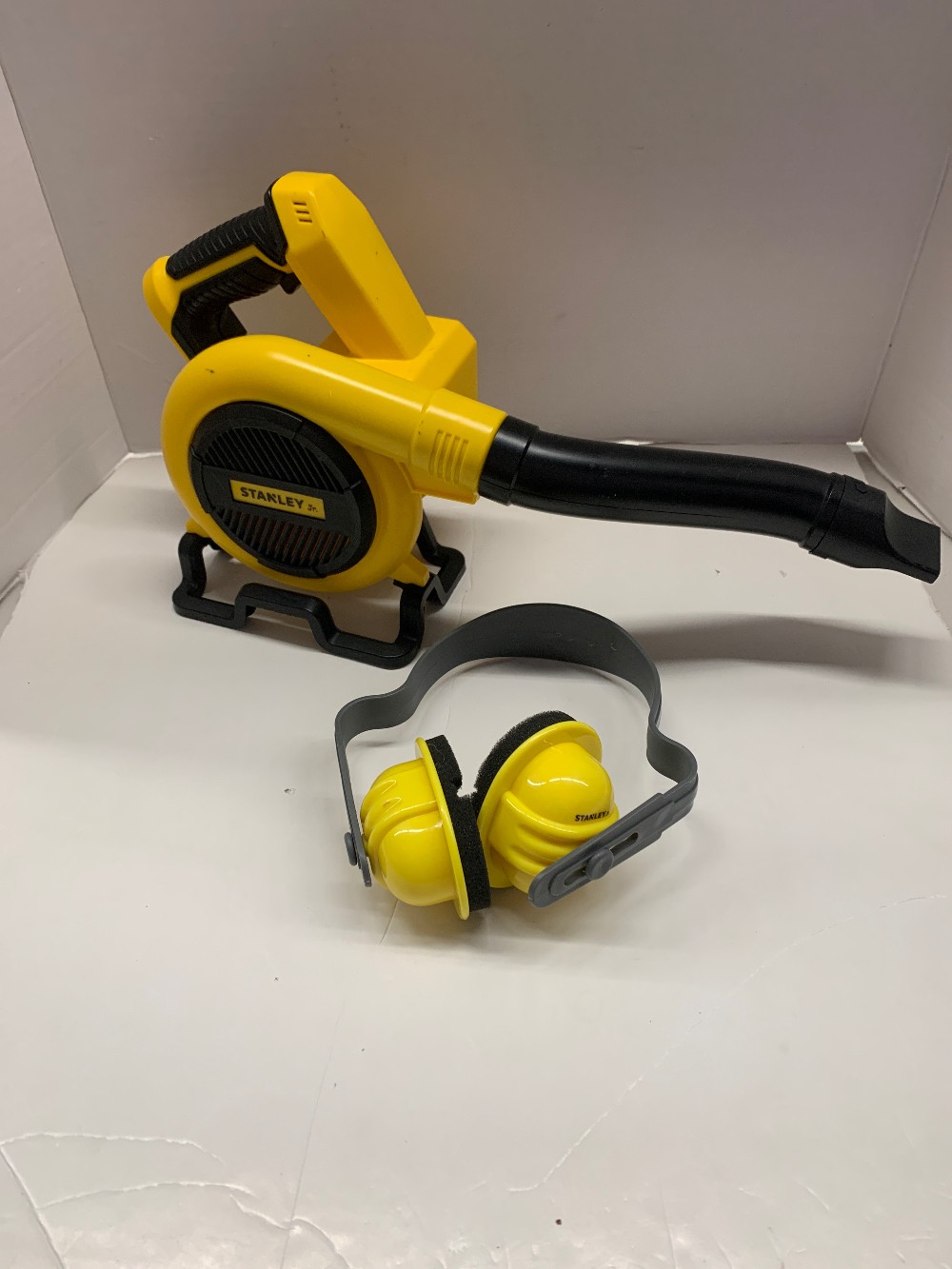 Leaf Blower with Ear Muffs