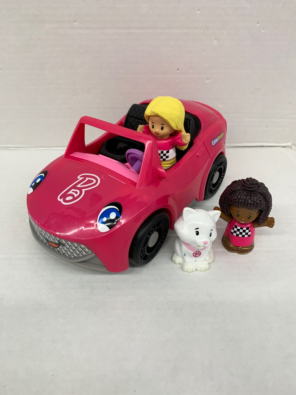 Barbie Car with 3 characters