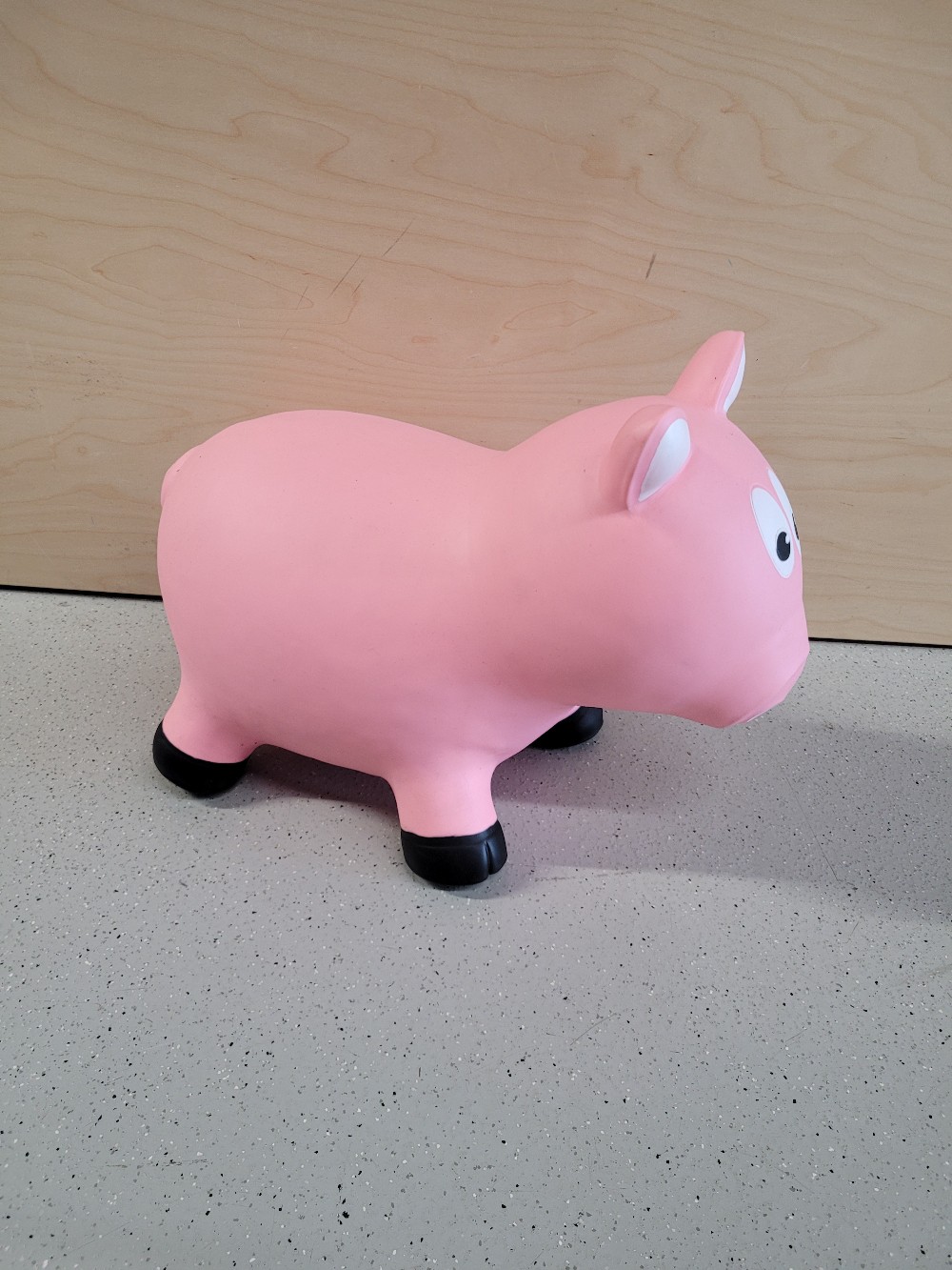 Pig Hopper