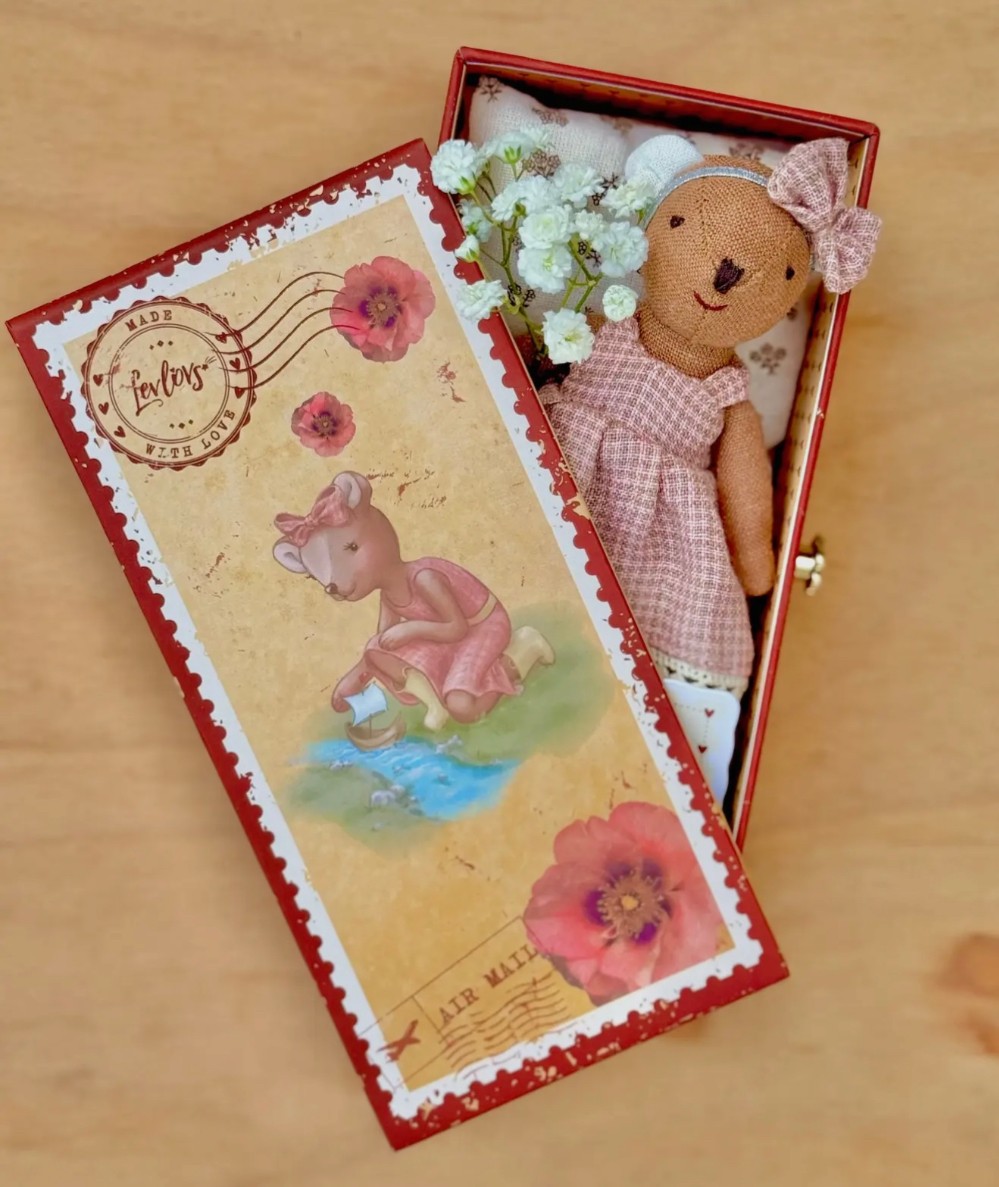 Bear in Stamp Holder Box