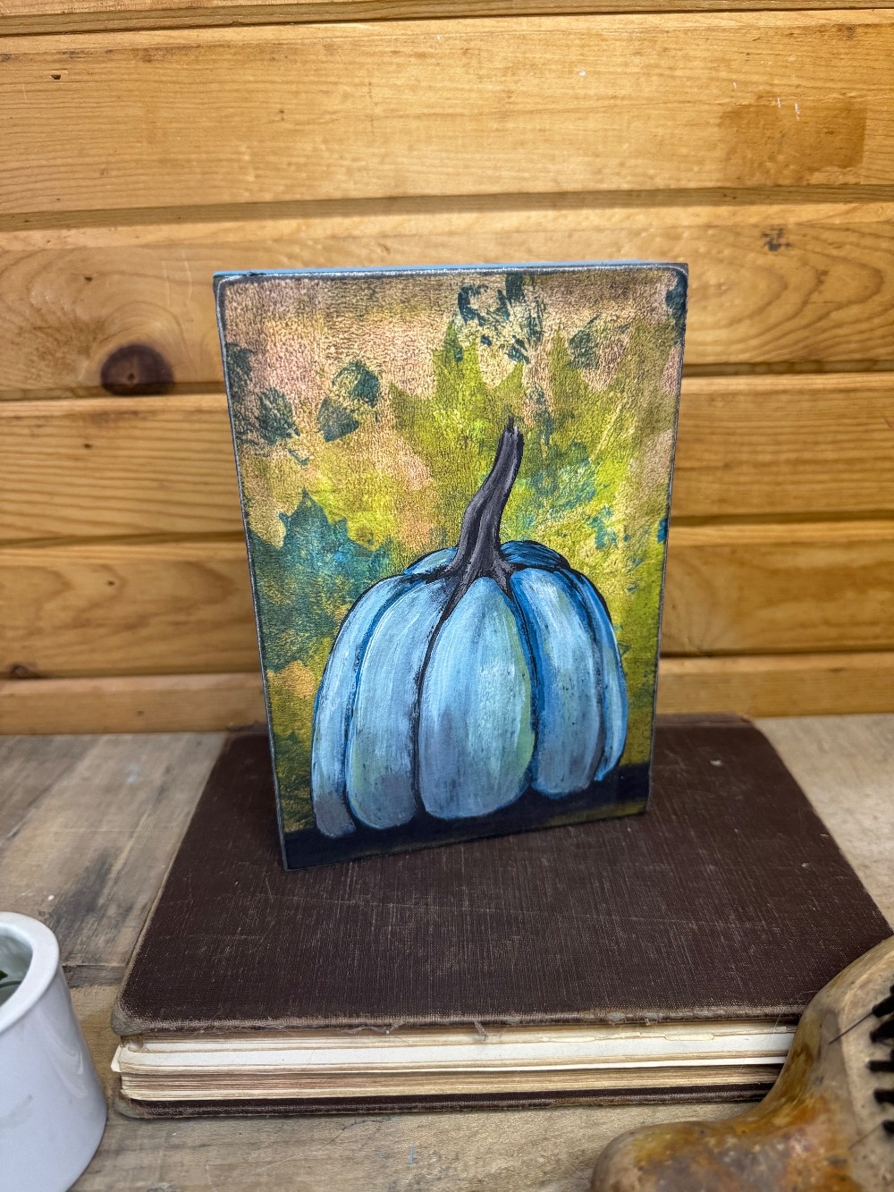 Pumpkin Shelf Sitter