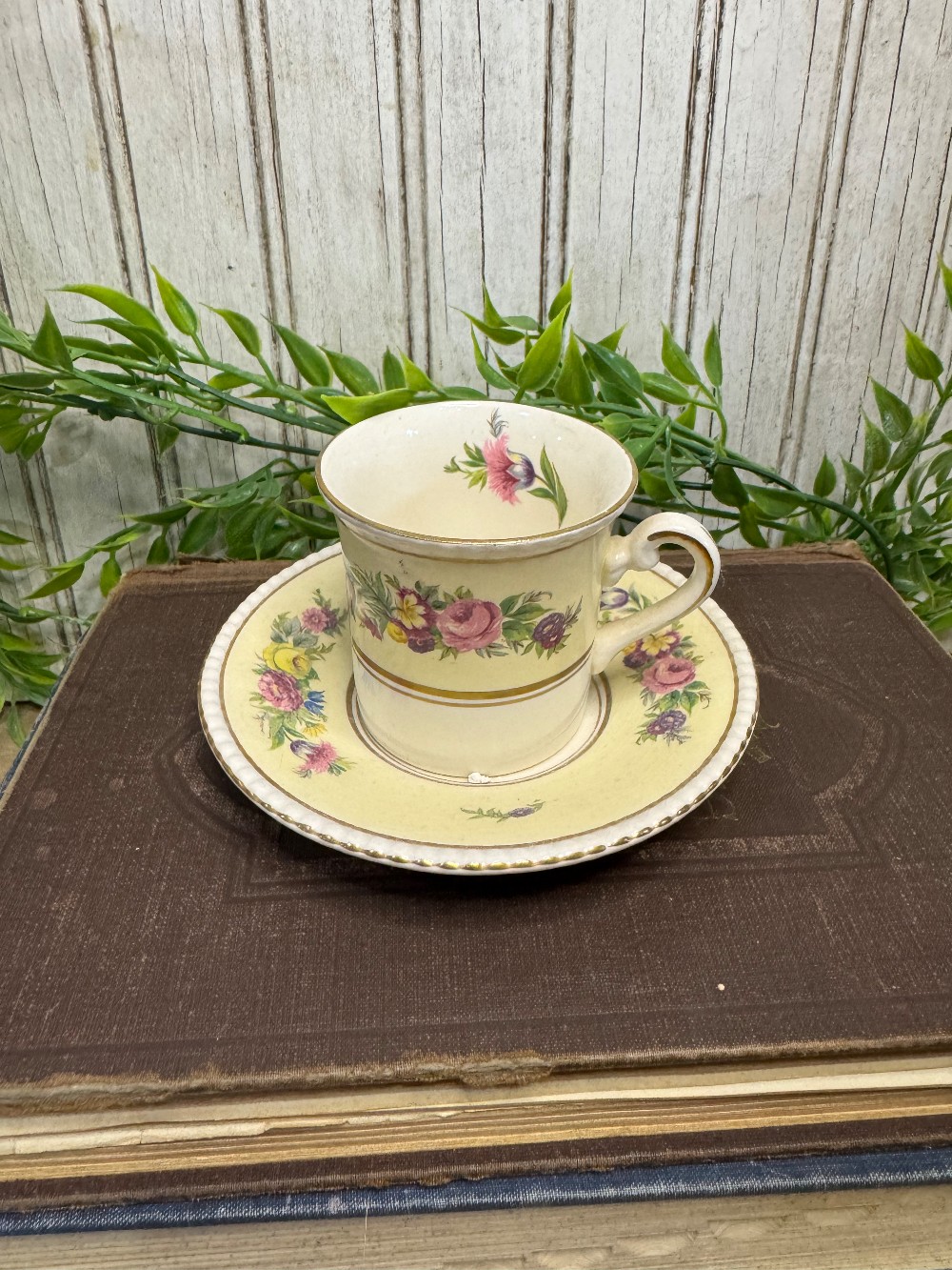 Tea Cup & Saucer