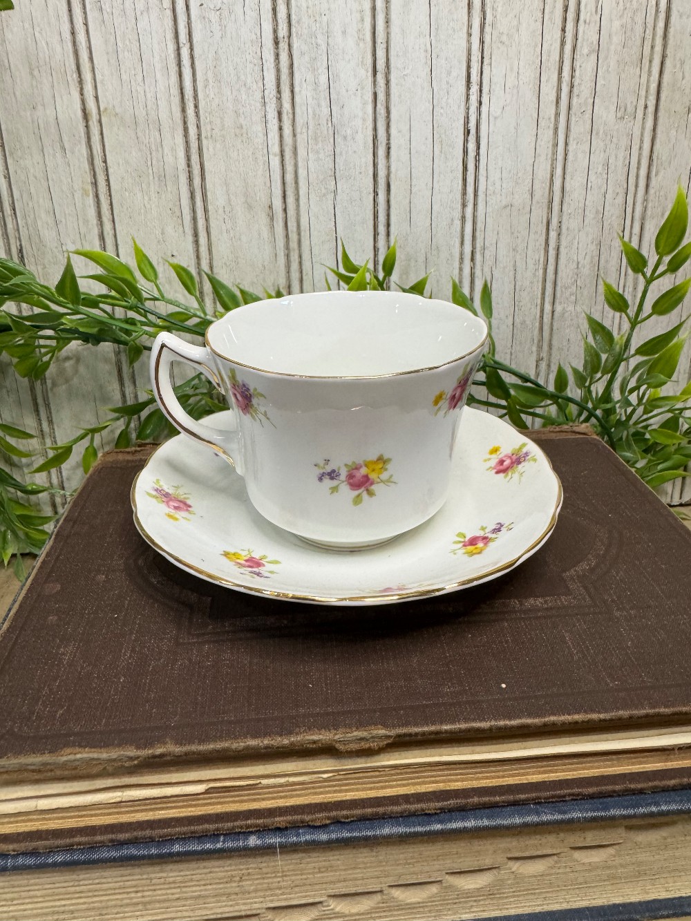 Tea Cup & Saucer
