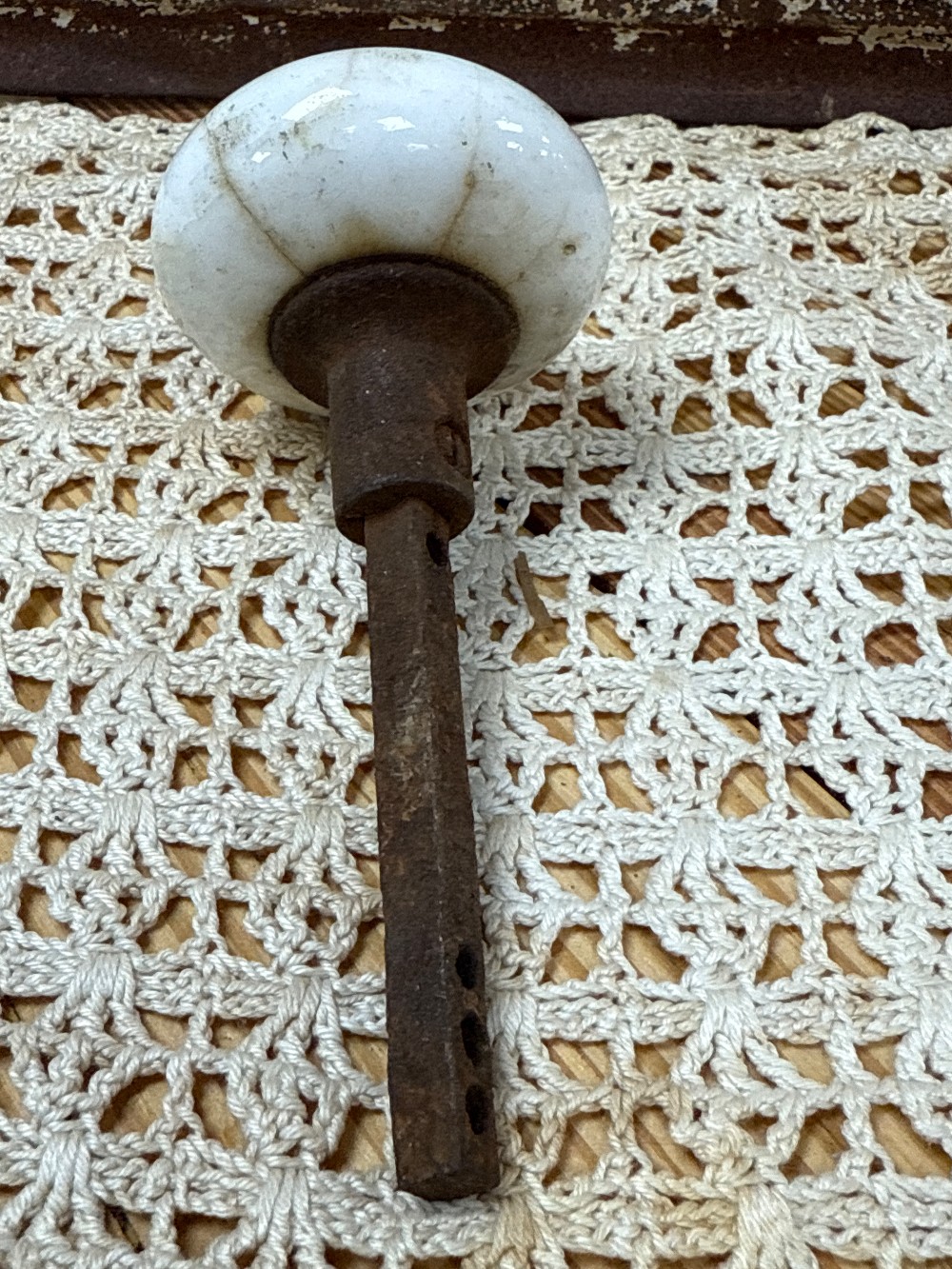 White Porcelain knob