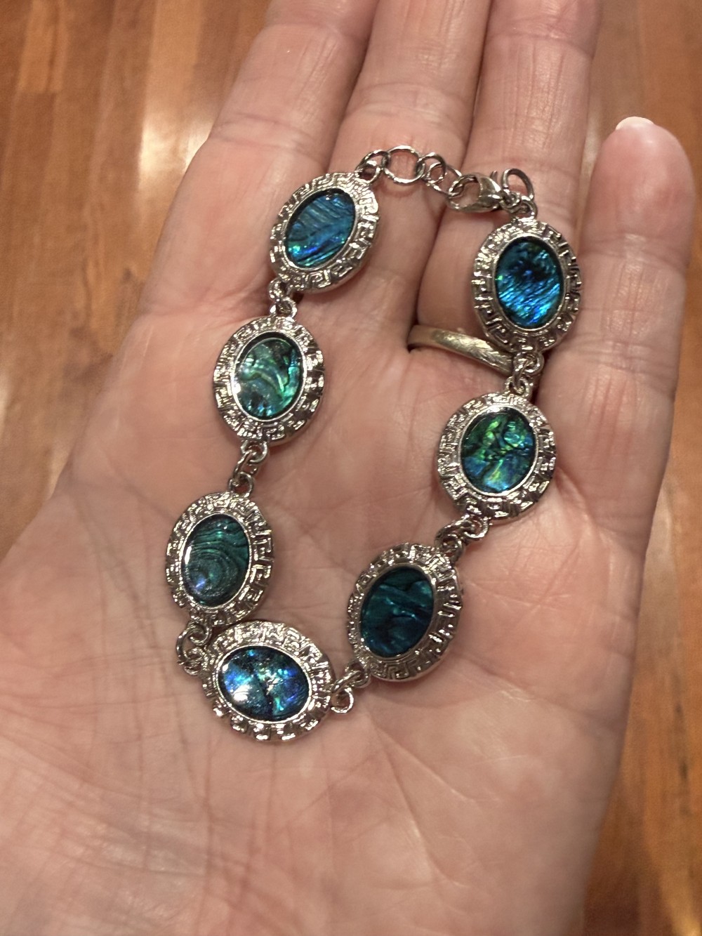 Bracelet Shell Inlay Medallions Set in Silver