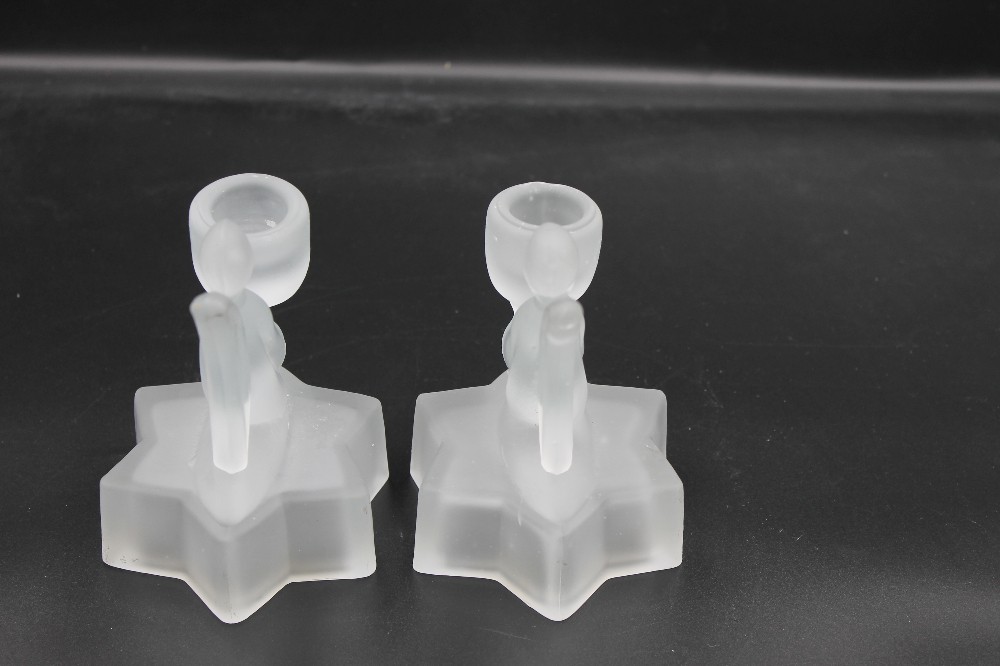s/2 vtg L.E. Smith Frosted Glass Angel on Star Candleholders as-is