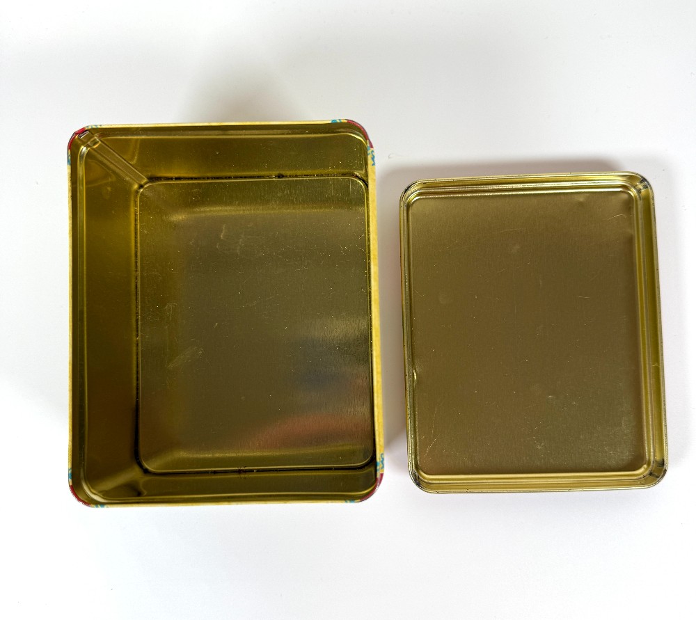 Bears Metal Tin