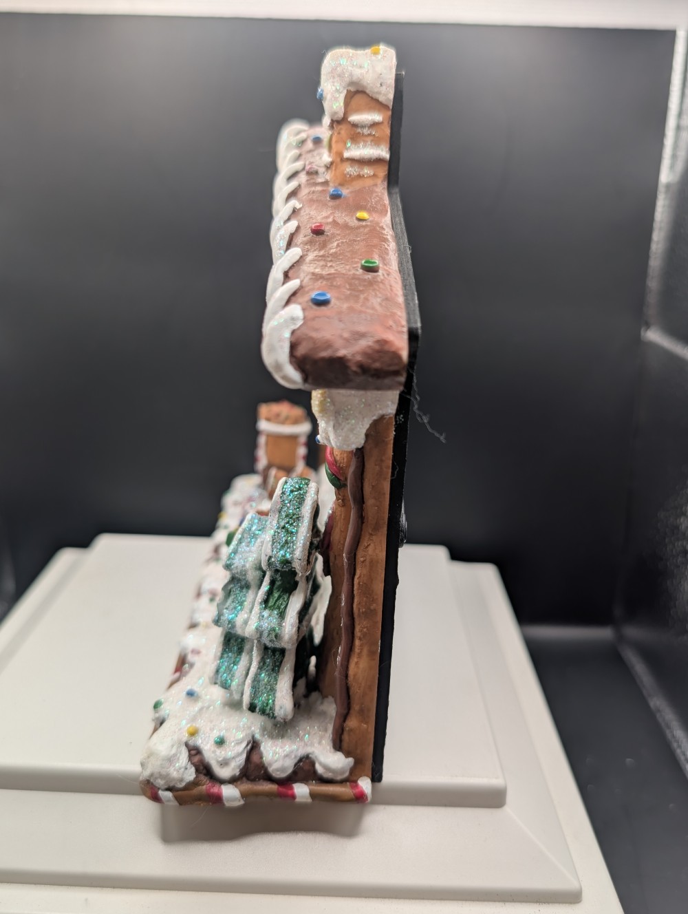 Gingerbread house/train picture frame