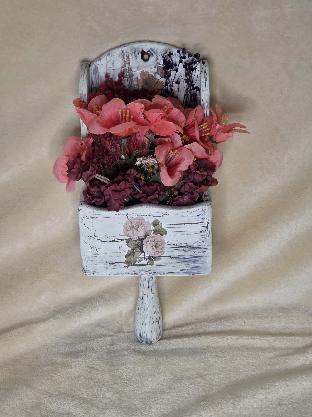 VTG Rustic Wood Wall Sconce Planter