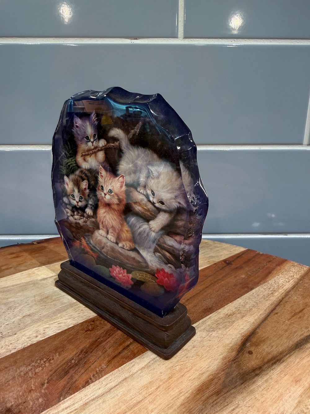 Vtg. Resin Bradford Exchange Plaque