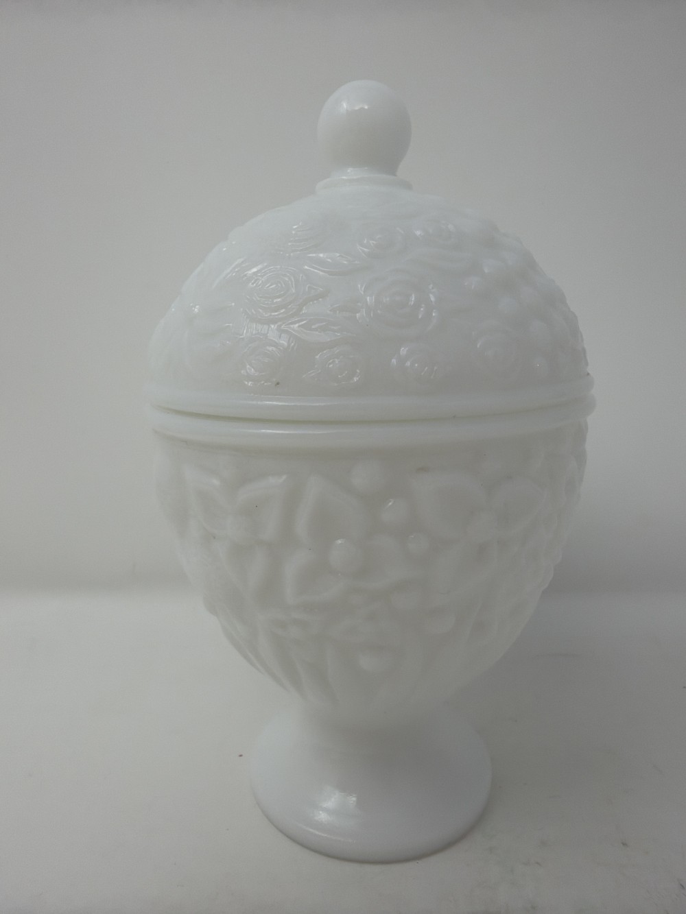Vtg Milk Glass Covered Dish
