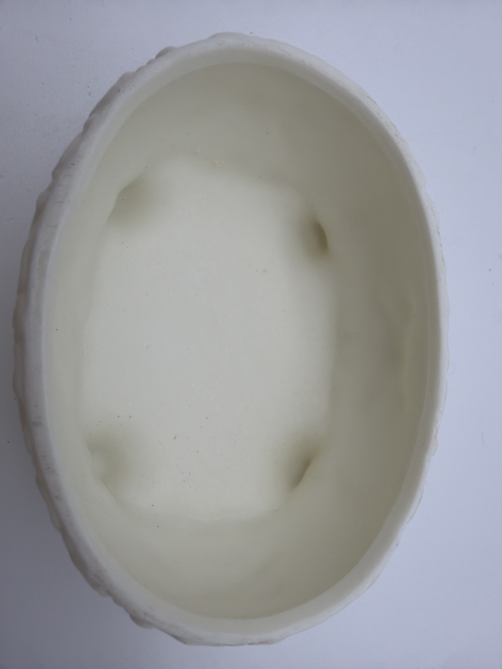 Vintage Bisque Porcelain Cameo Trinket Box