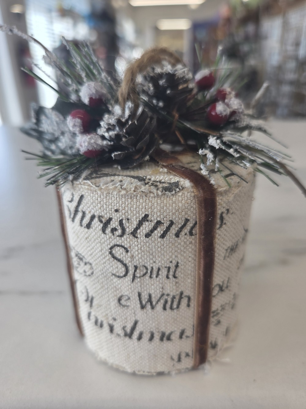 DO-659 printed gift box ornament