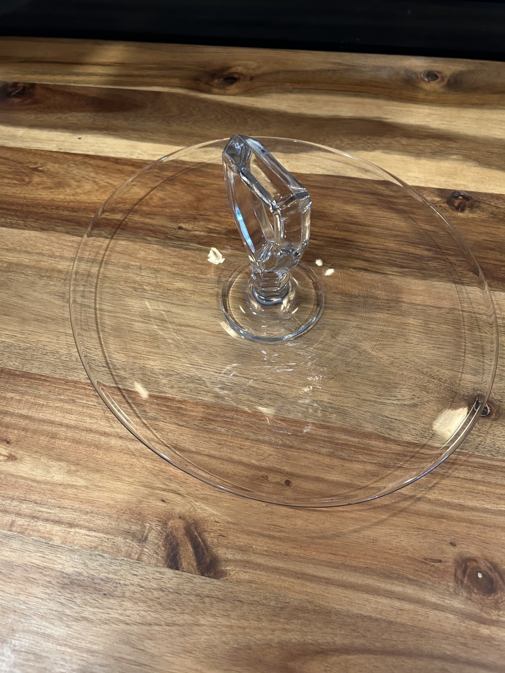 Cambridge Glass Yeoman Pattern Center Handle Tidbit Tray - see pics