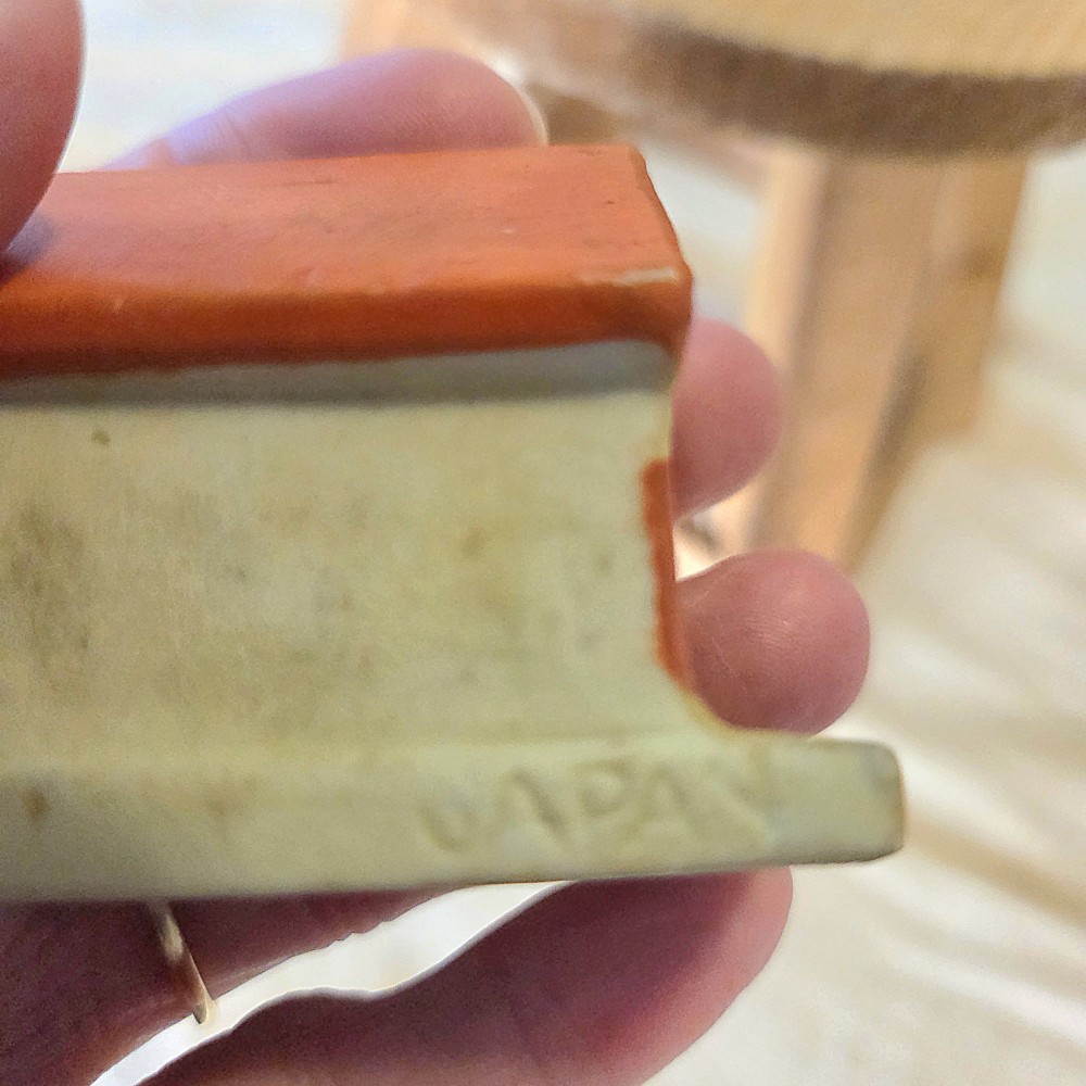 VTG Mini Porcelain Dog House 2