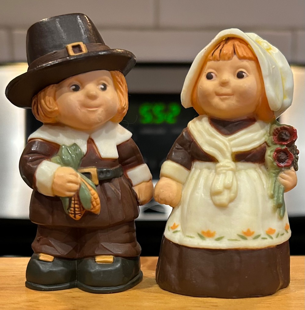 VTG Pilgrim Boy & Girl Salt and Pepper Shaker Set 1978 Hallmark