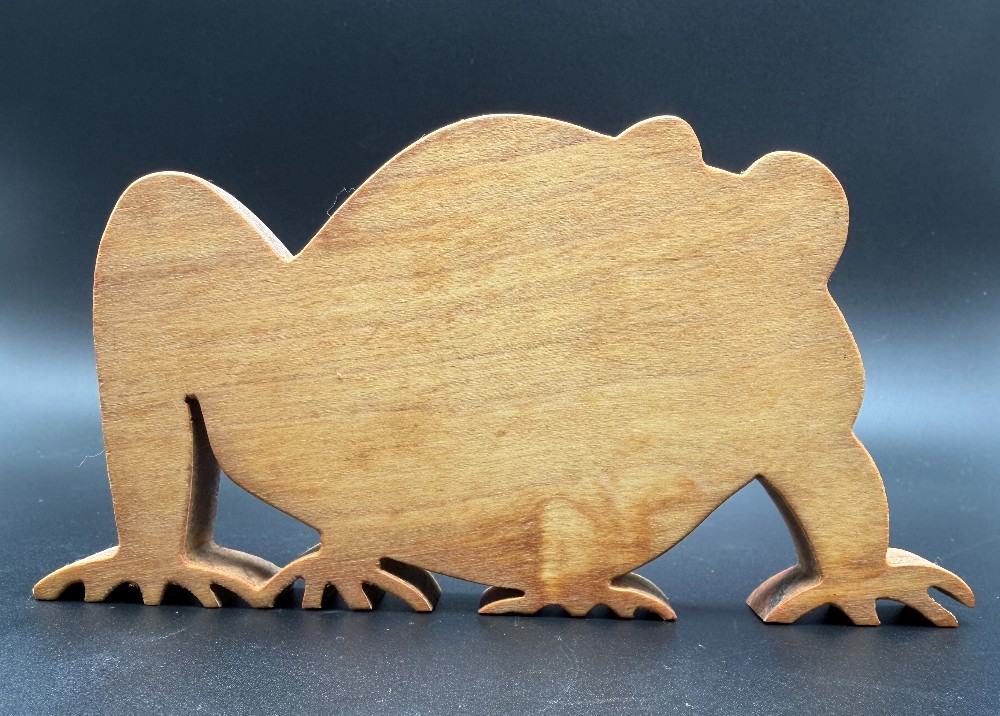 Handcrafted Wooden Frog Tray Puzzle - 3D Stand-Up Artisan Scroll Saw Art