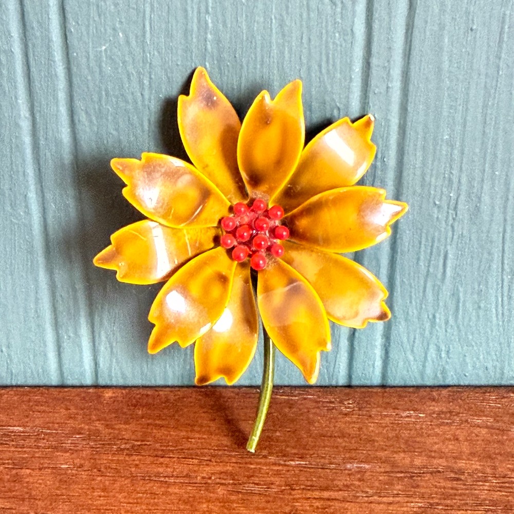 1960s Brown Yellow Enamel Flower Brooch
