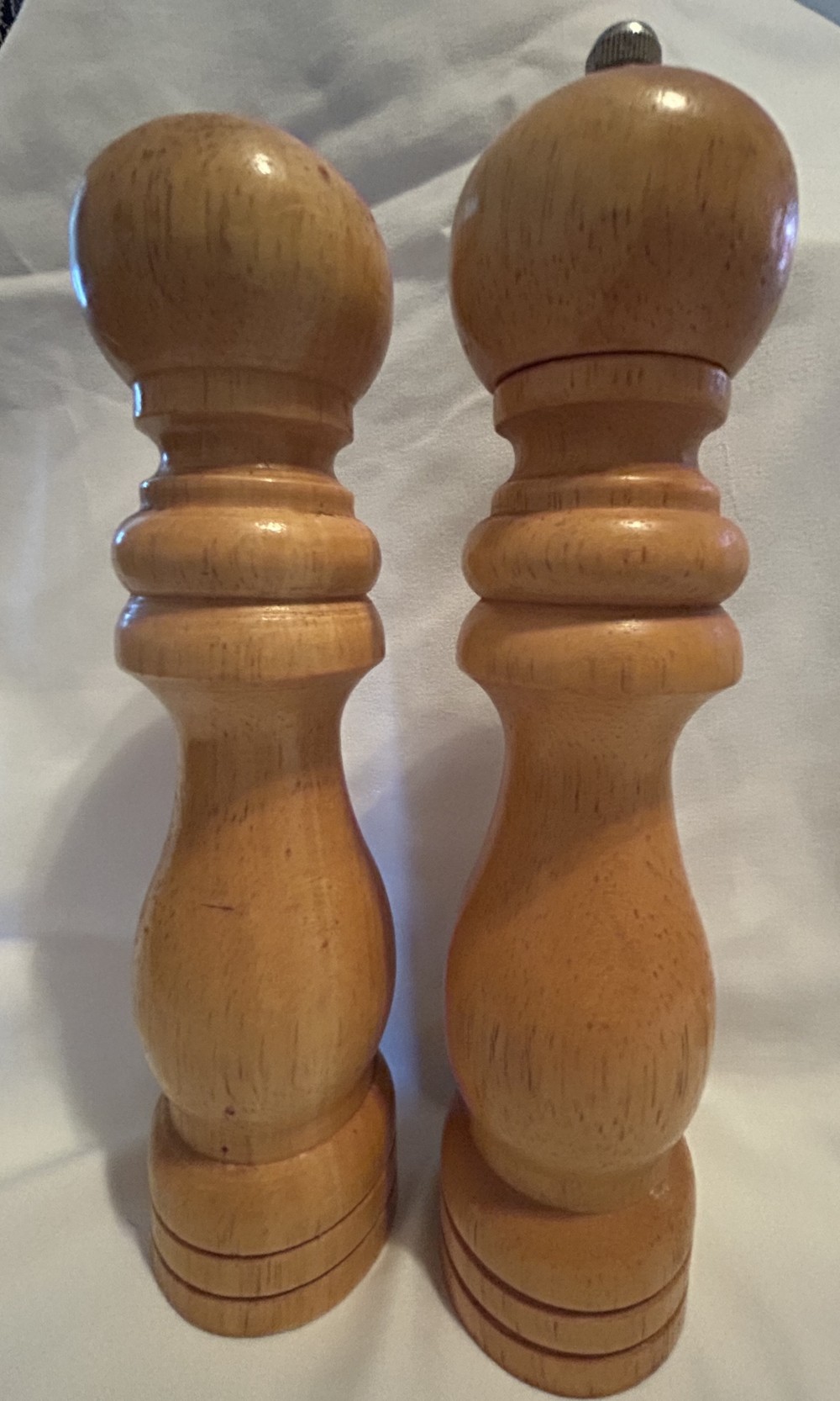 VTG Salt and Pepper Mill Set - Goodwood - Hand-Turned Wood - Made in Taiwan R.O.C. - 1970s-1980s