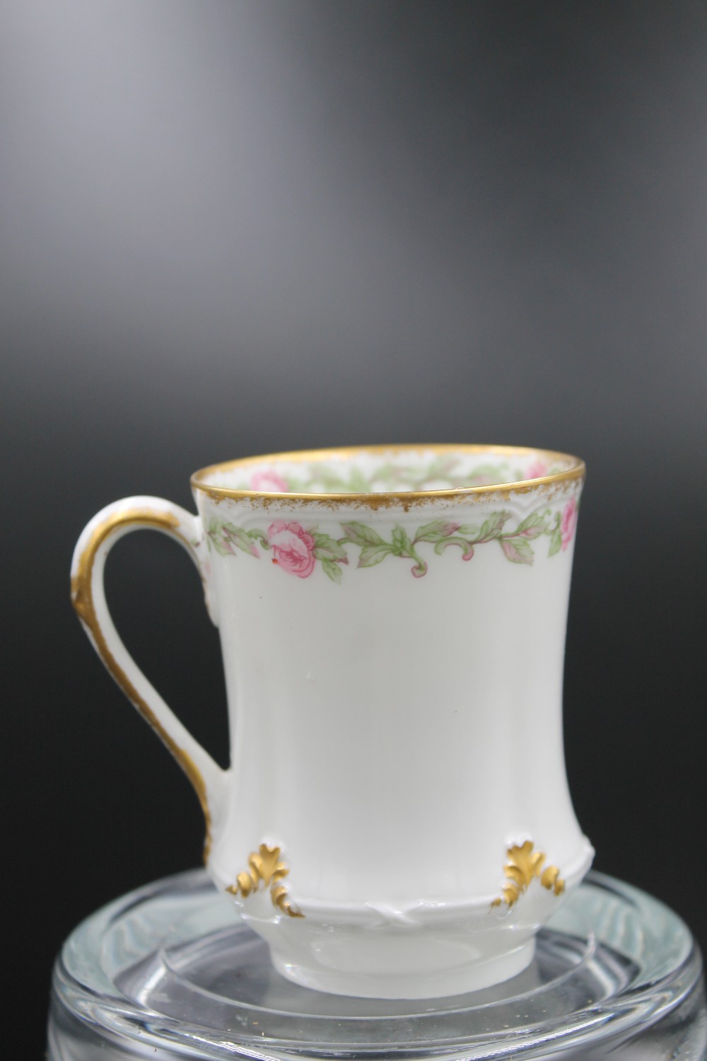 Vtg Limoges porcelain teacup/removable gold glitter faux tree