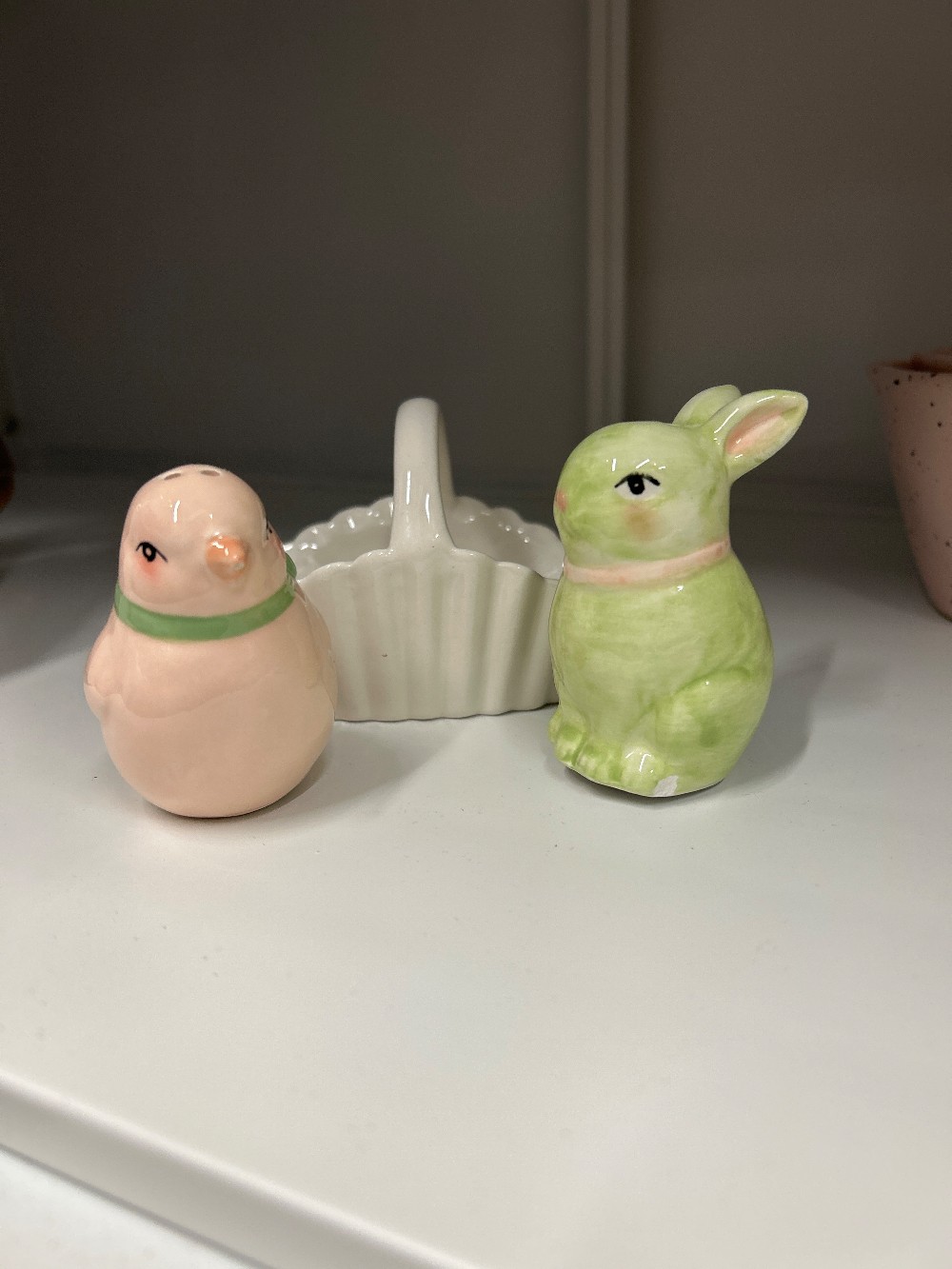 Bunny Salt and Pepper Set with Basket Holder NIB