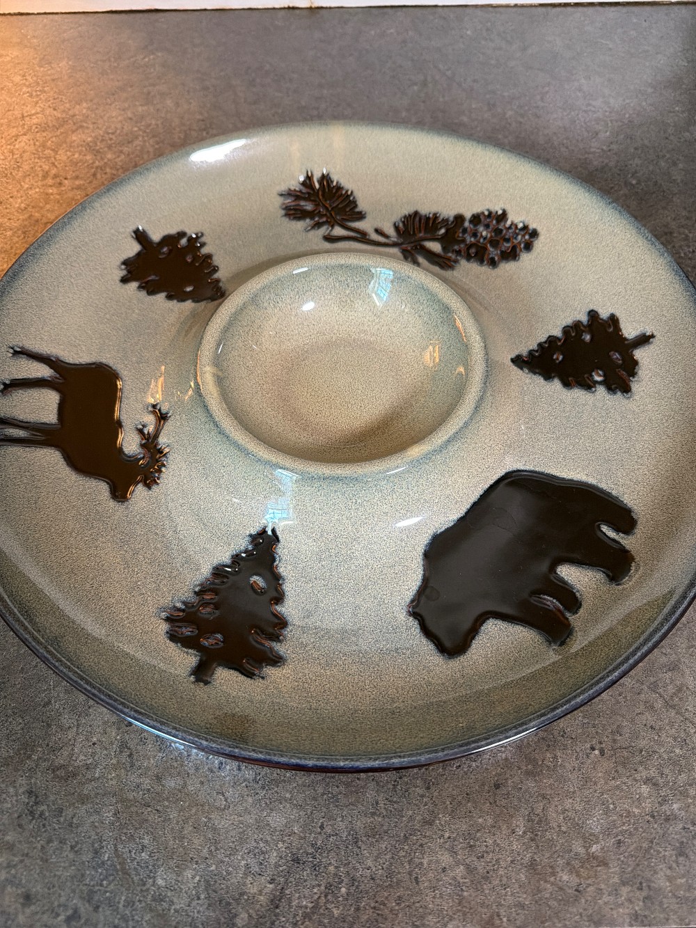 Ceramic stoneware Wildlife Chip & Dip Server