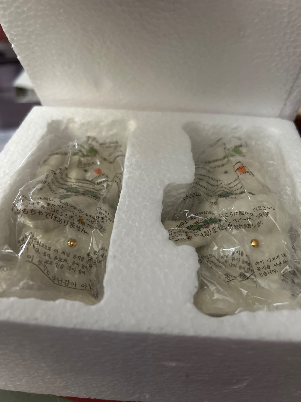 Lenox Happy Holly Days Porcelain Snowman Salt & Pepper Shaker Set | Vintage Christmas Kitchen Table Decor | Holiday Hostess Gift Collection NIB