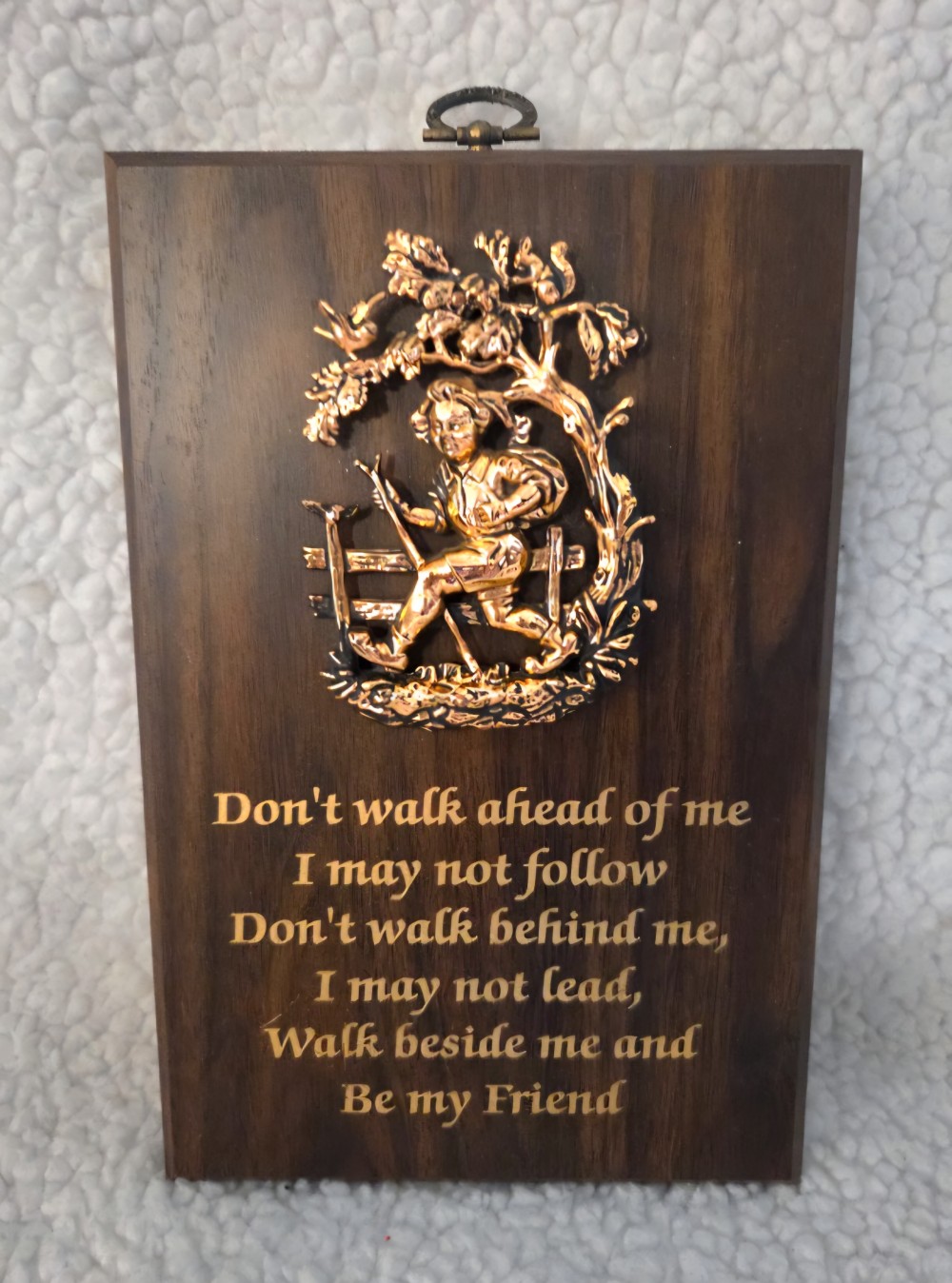 Vintage Wood Plaque Friend Poem