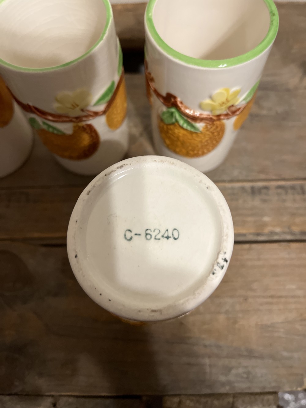 Vtg set of 4 ceramic juice cups