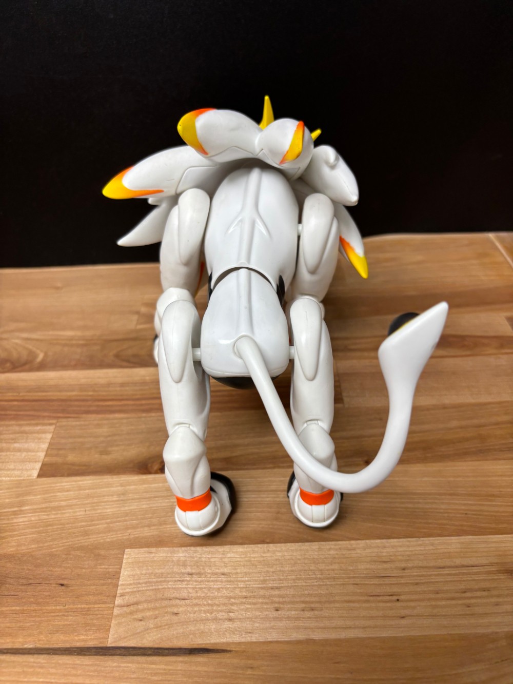Pokémon Solgaleo Legendary Figure 2017 TOMY 9 Inch