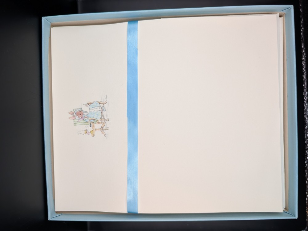 Vintage Hallmark stationery set, as is 13 envelopes +paper incomplete set