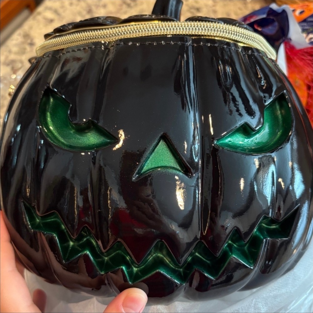 Jack-O-Lantern Handbag - Black