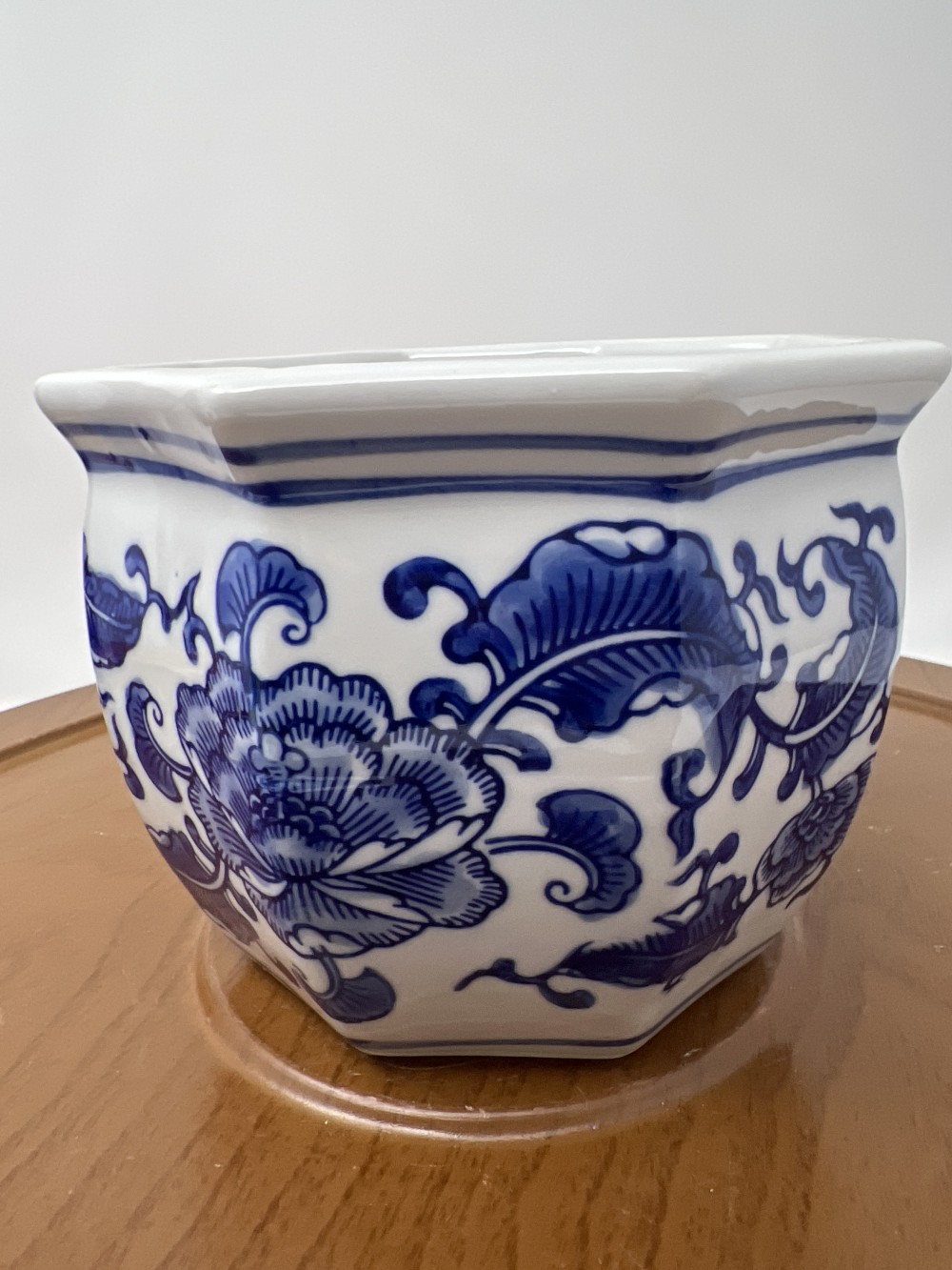 Blue & White Porcelain Cachepot