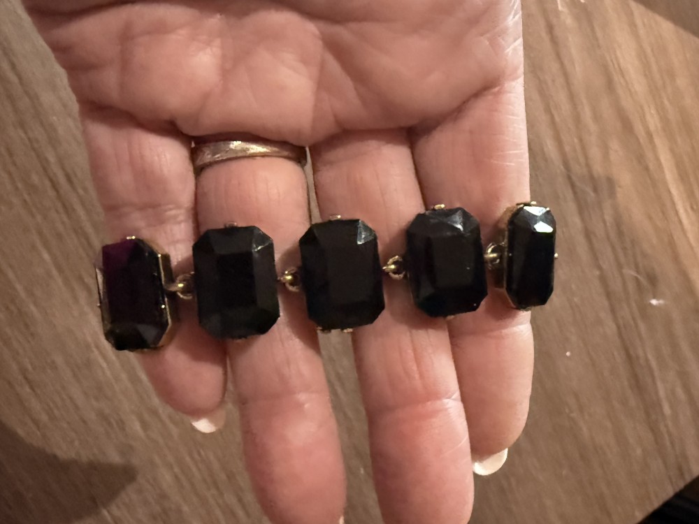 Bracelet Black Rectangle Jewels Set in Antique Gold