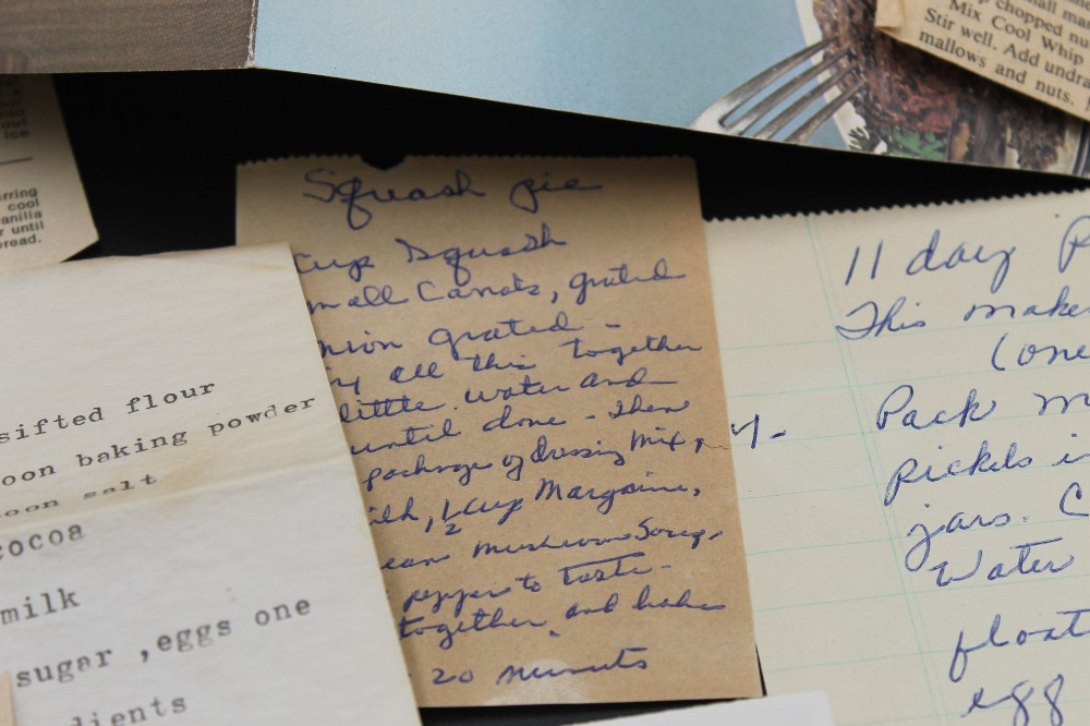 Vtg recipes collection packet