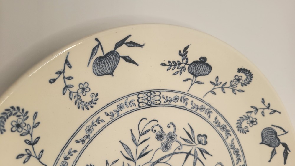 Scio Pottery Blue Onion Dinner Plate