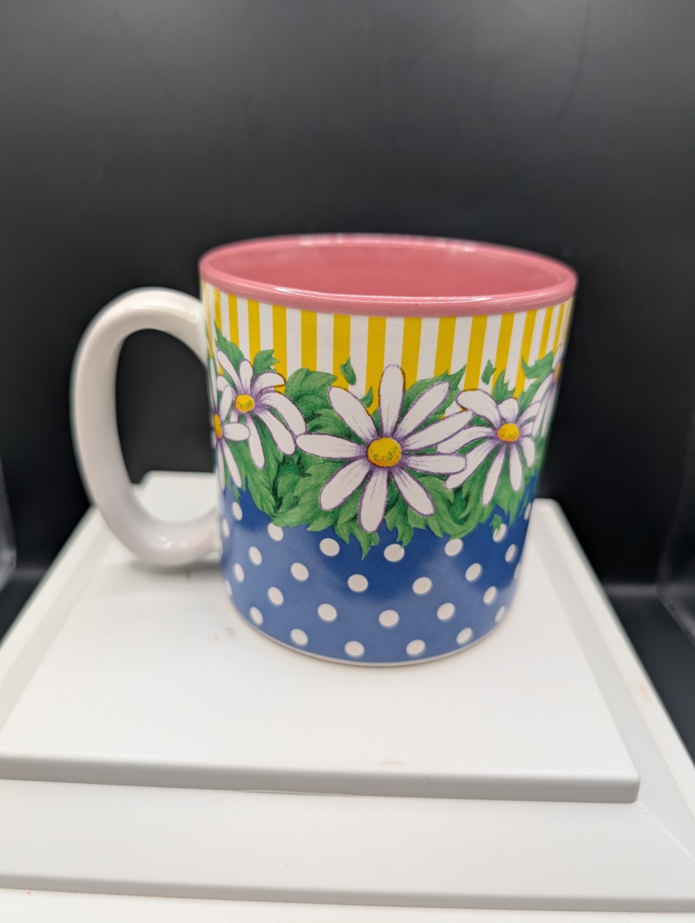 Burton & Burton Flowers Inc Balloons Coffee Mug, Daisy Polka Dot Design