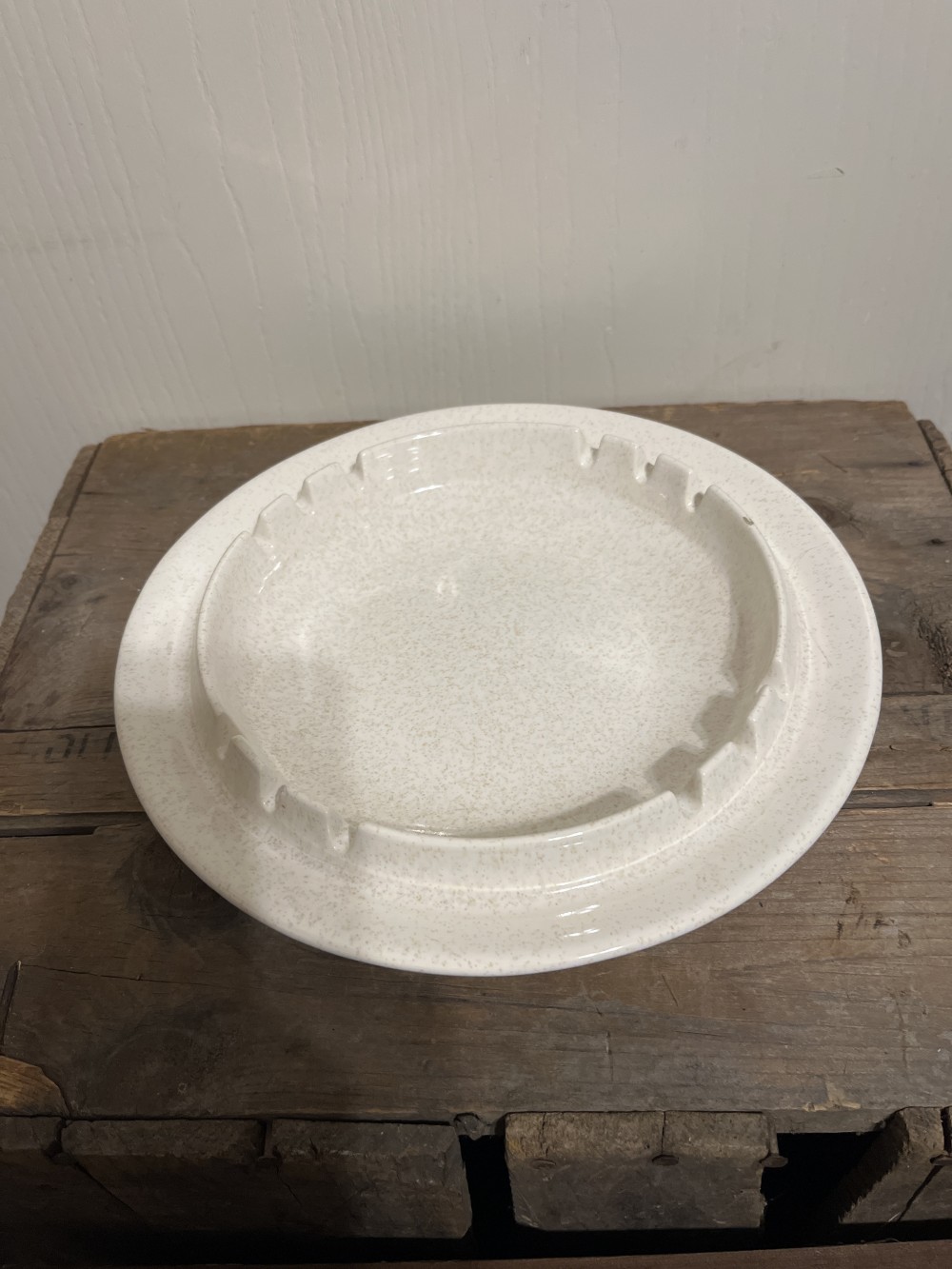 Vtg Hyalyn speckle glazed ashtray