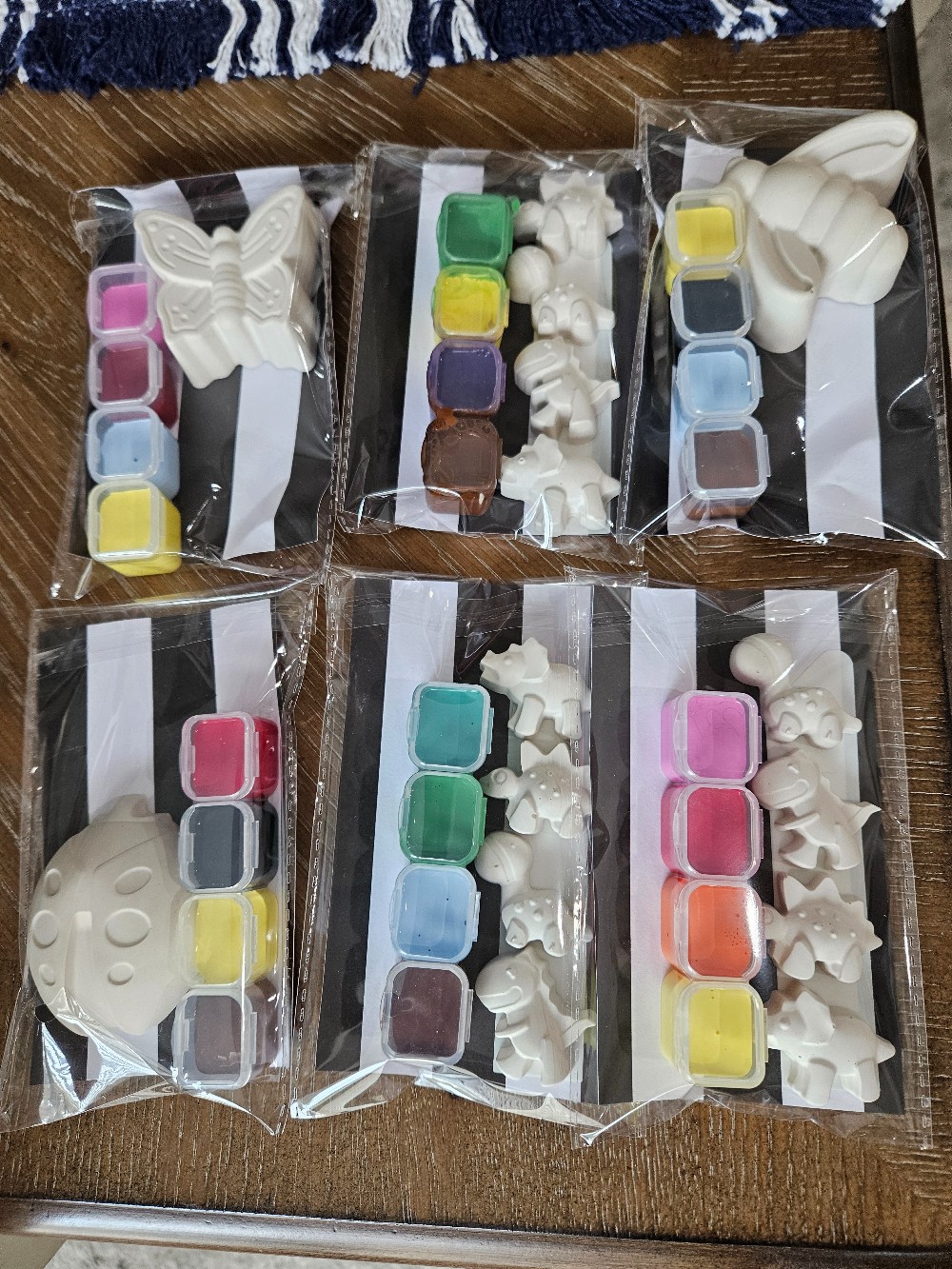 Paintable crafts