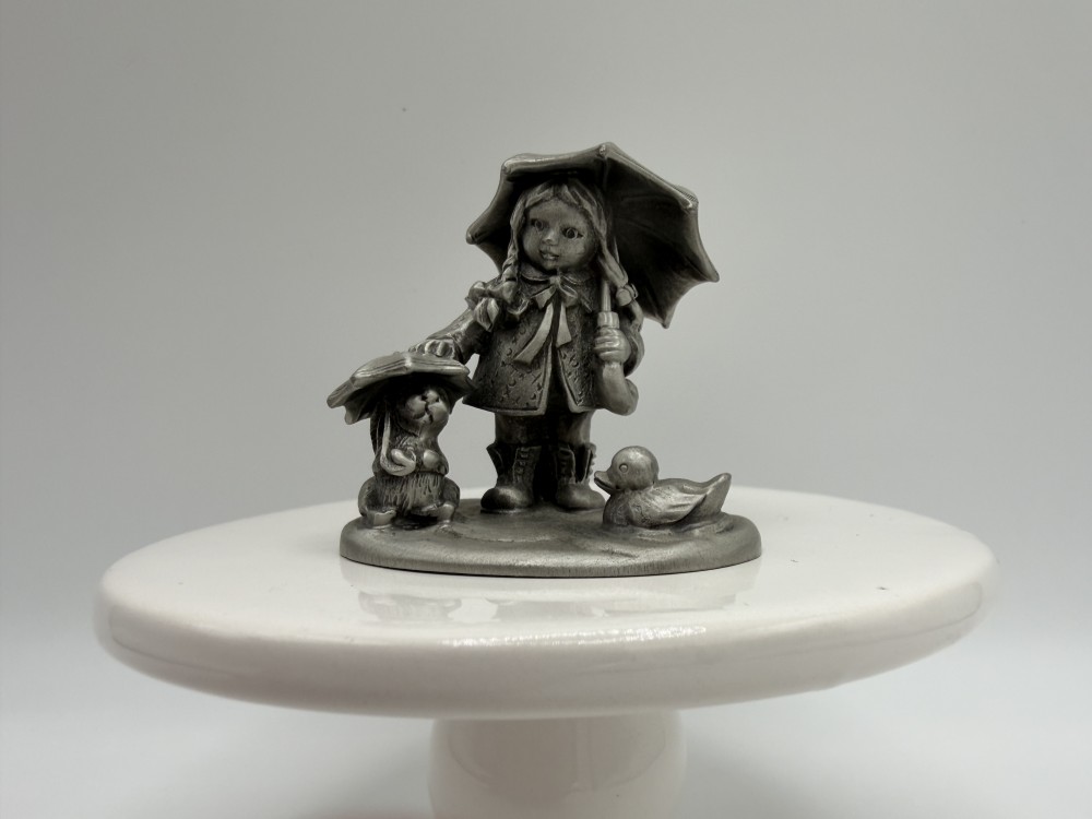 Pewter Mini Figurine “Shelter from the Storm”