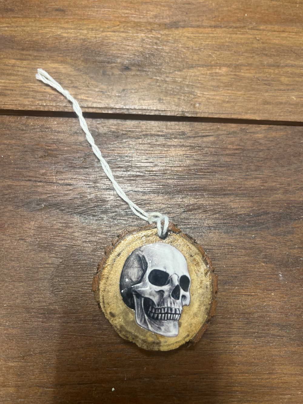 Skull 2 wood slice Halloween ornament